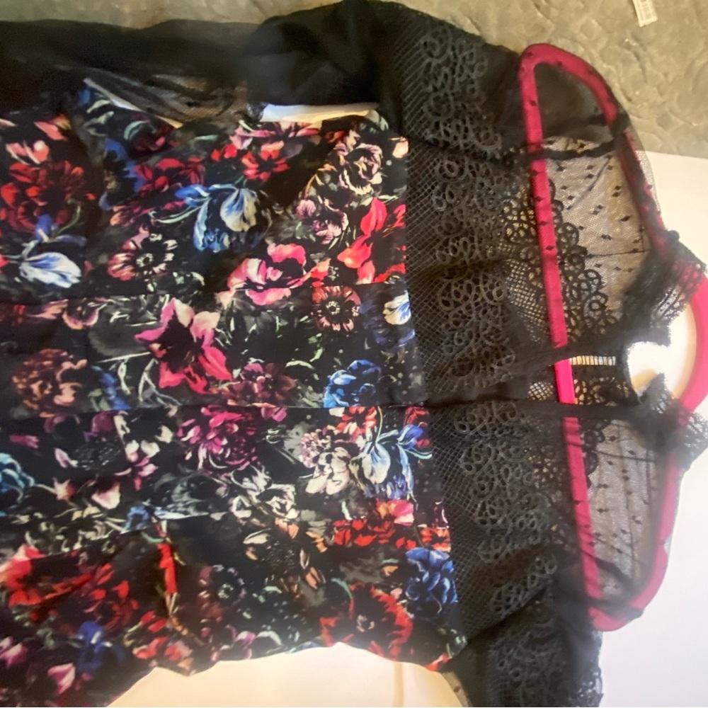 Adelantar romper, size Small